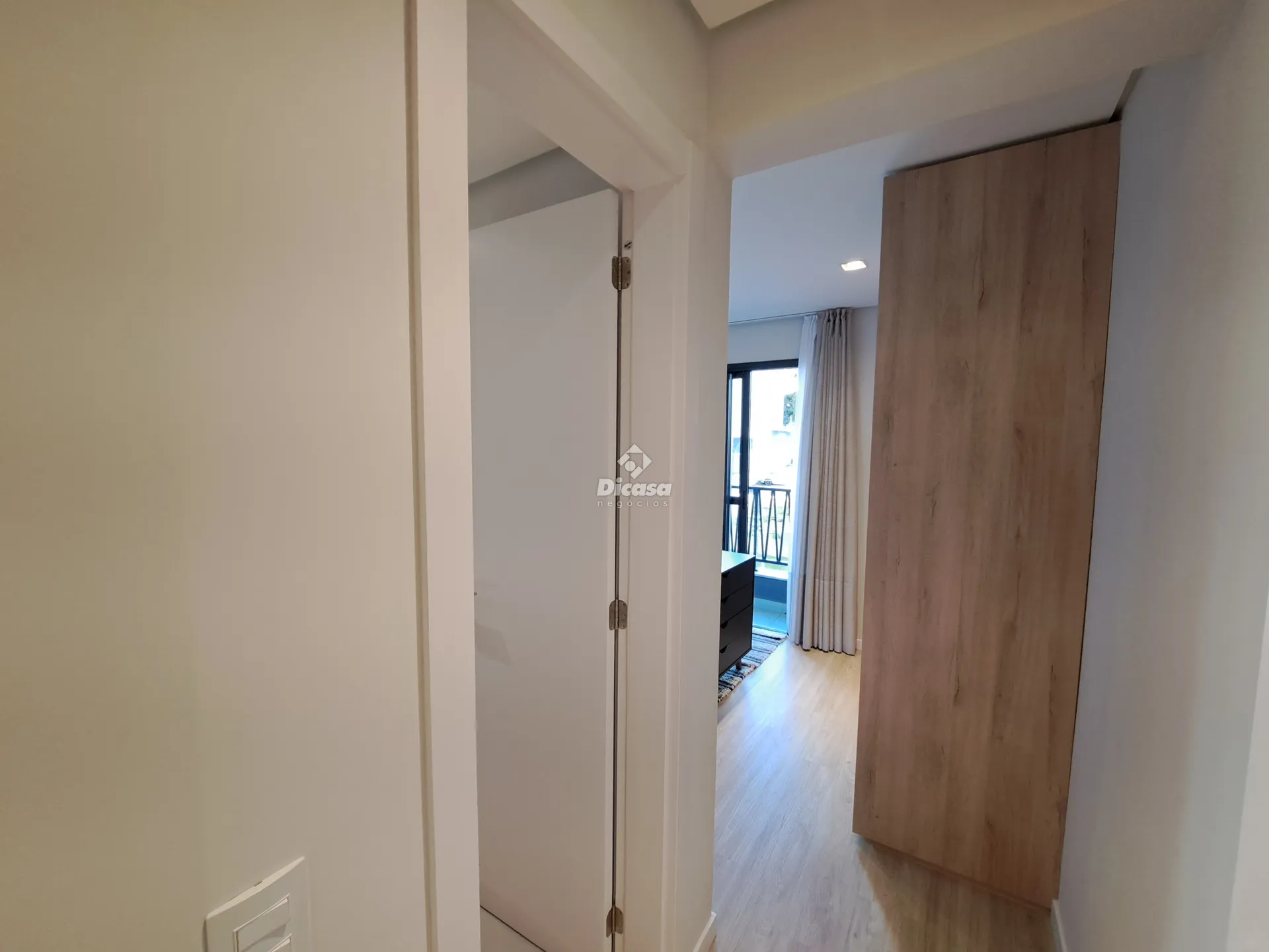Glass-enclosed balcony in a 2-bedroom apartment, 68 m² — photo 19