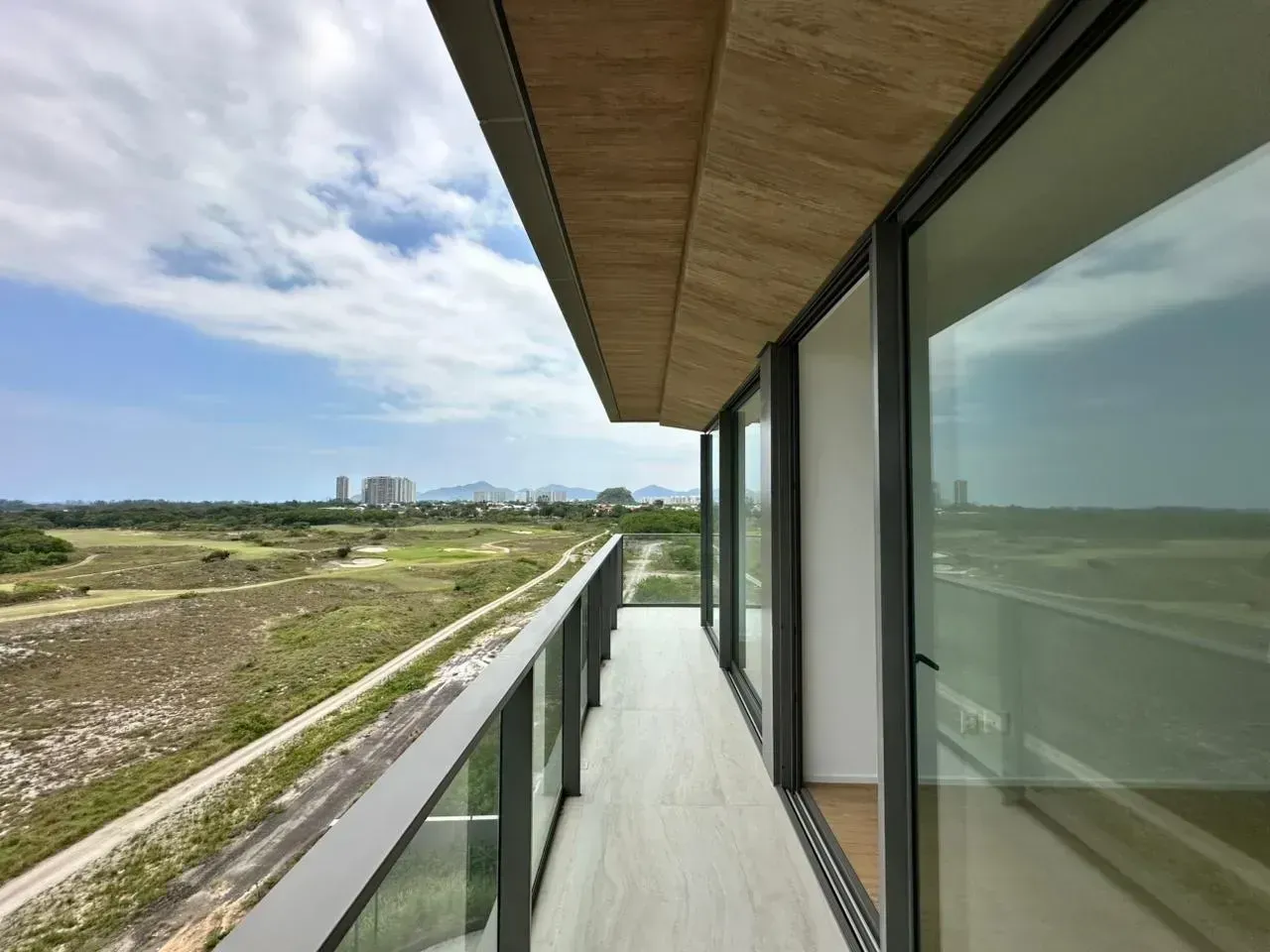 Apartamento com 4 dormitórios e 5 banheiros, 3 vagas — photo 31