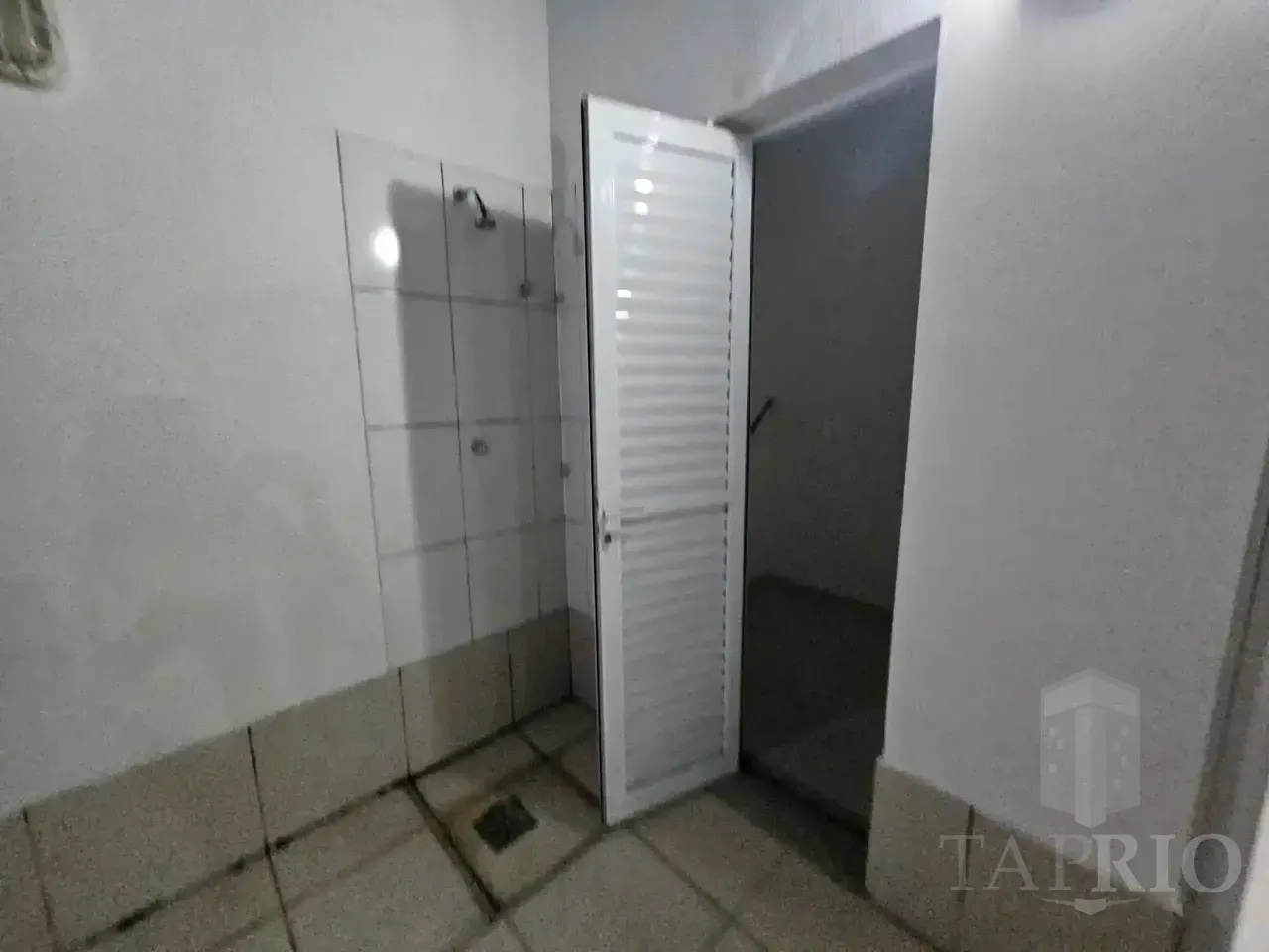 Furnished penthouse with 3 bedrooms and 3 baths — photo 26