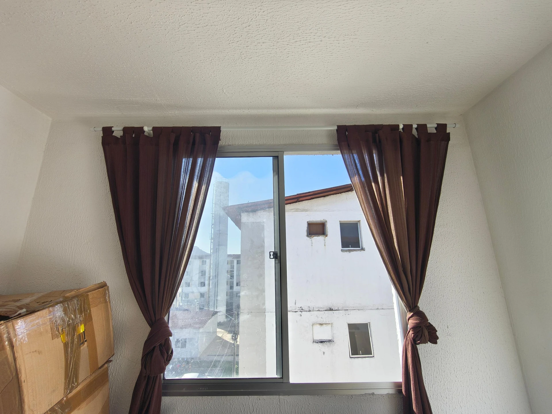 Furnished apartment with gas kitchenette and 2 bedrooms — photo 23