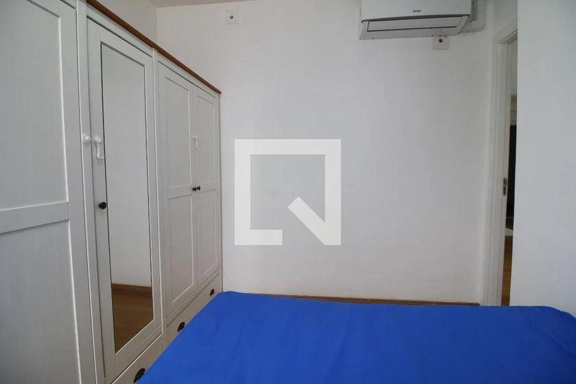 2-bedroom apartment with a washing machine — photo 13