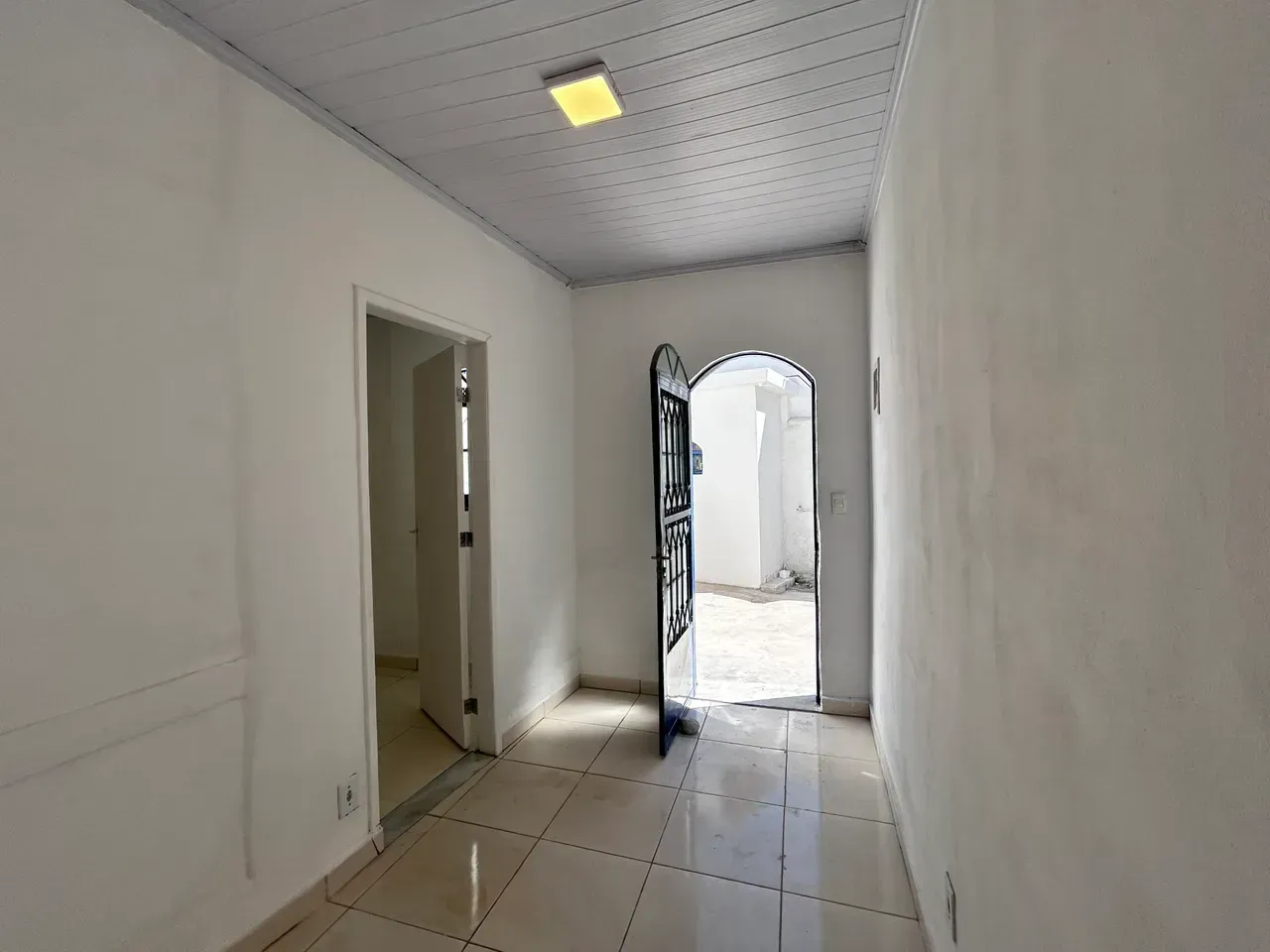 Casa com 2 quartos e 1 banheiro, mini-cozinha — photo 9