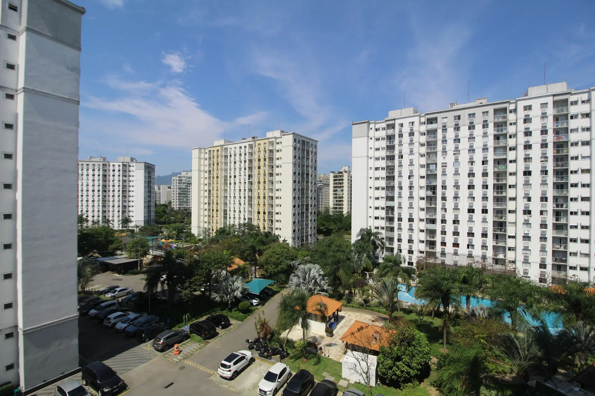 2-bedroom apartment with a home office in Rio de Janeiro — photo 9