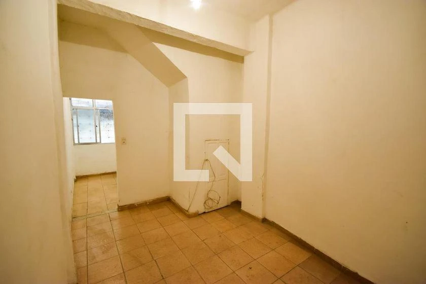 Unfurnished 40 m² apartment with 1 bedroom — photo 20