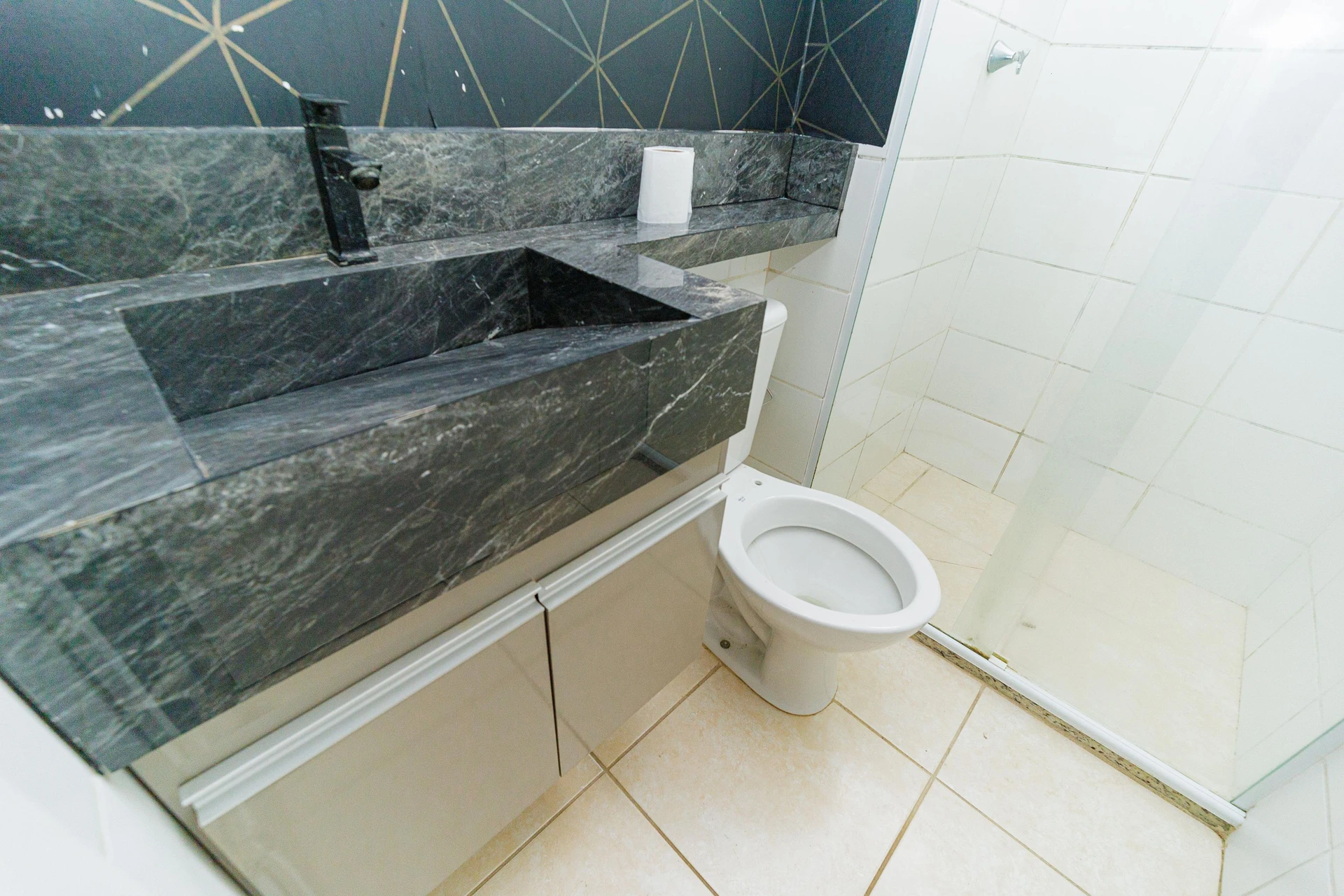 Vista a la montaña y 2 dormitorios: departamento de 52 m² — photo 6
