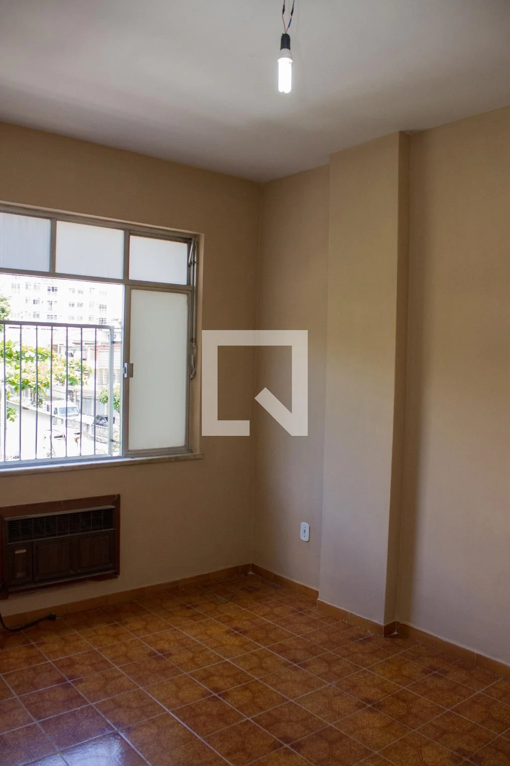 3-bedroom apartment with balcony and private outdoor space — photo 11
