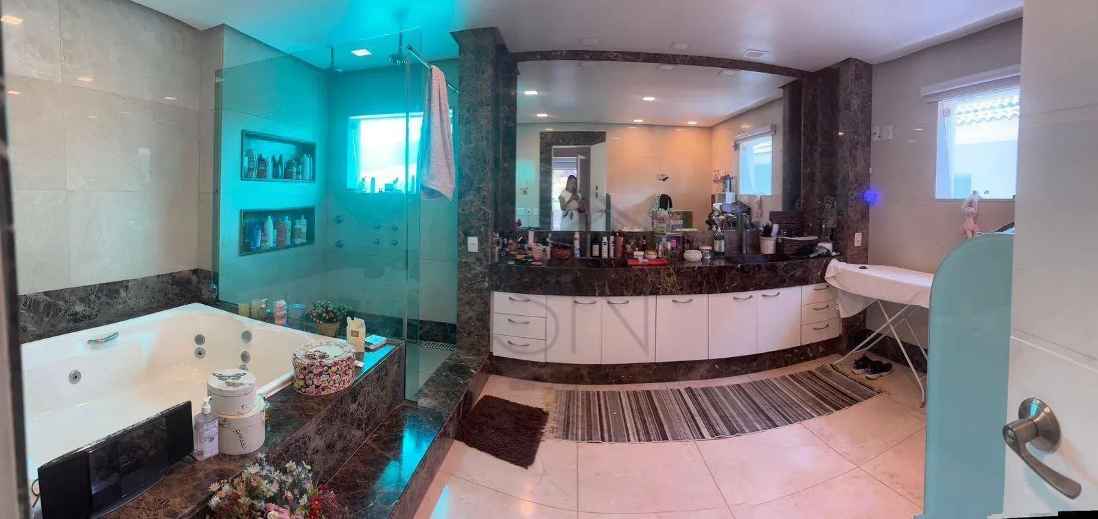 Furnished house 830 m² with 6 bedrooms and open kitchen — photo 27