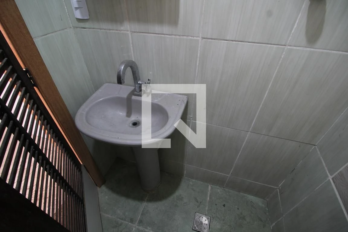Apartment with 2 bedrooms and a balcony and closed kitchen — photo 36