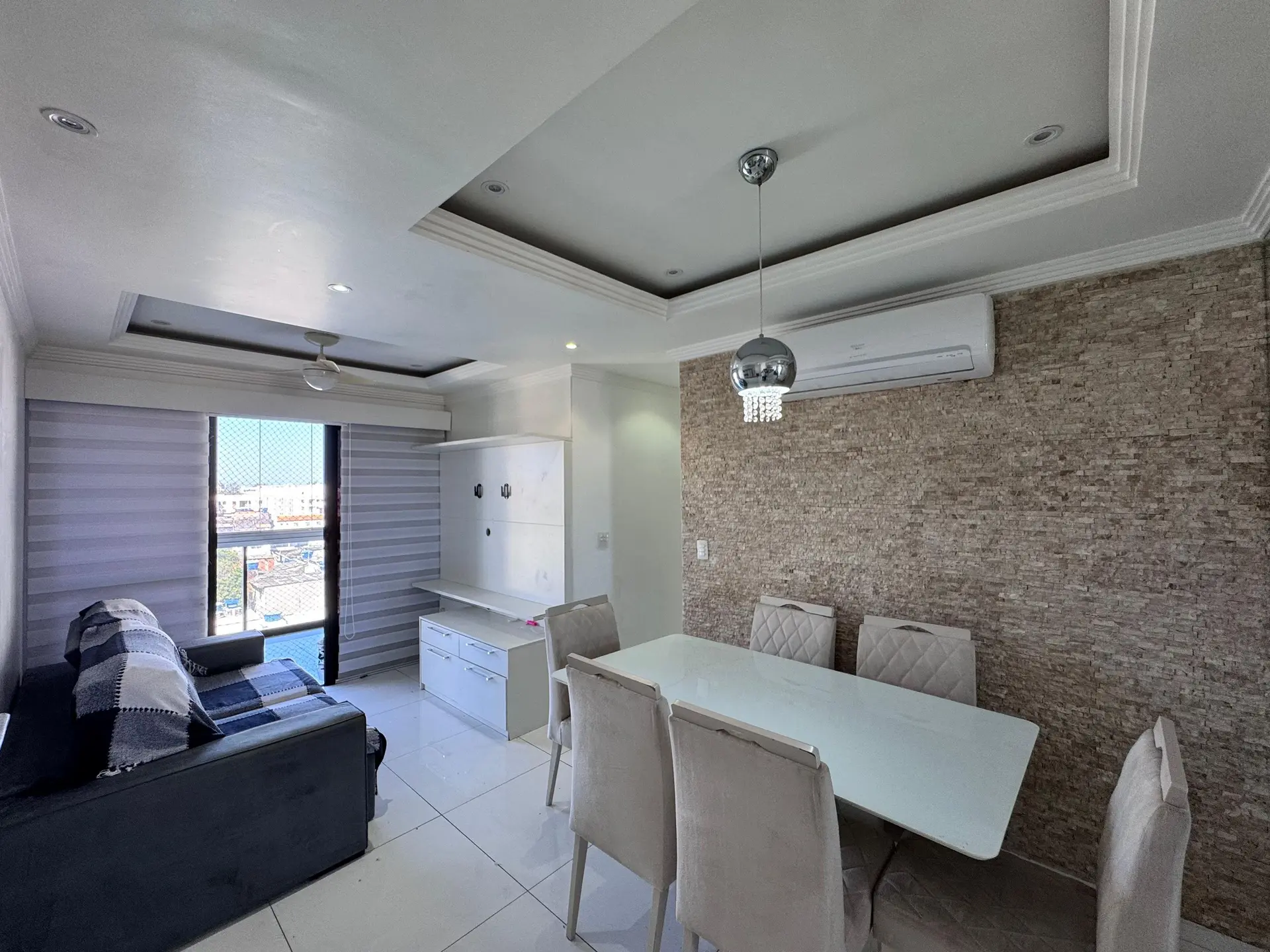 3-bedroom apartment with a grill on the balcony — photo 8