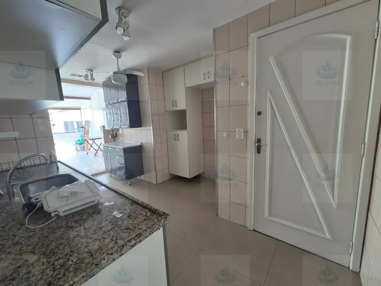 380 m² apartment with 3 bedrooms, 4 bathrooms — photo 20