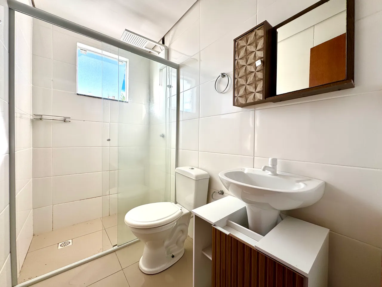 Furnished 2-bedroom apartment with 1 suite — photo 16