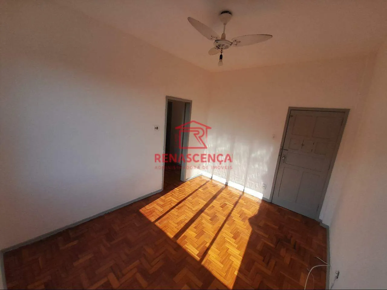 Unfurnished apartment with 2 bedrooms and 1 parking space — photo 9