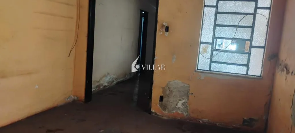 House with 4 bedrooms and a separate kitchen — photo 6