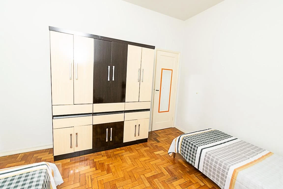 1 quarto e piso de madeira ou laminado: apartamento de 38 m² — photo 7