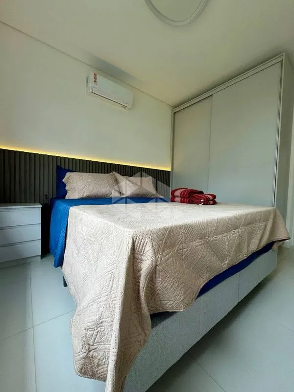 Furnished 82 m² apartment with 2 bedrooms and suite — photo 3
