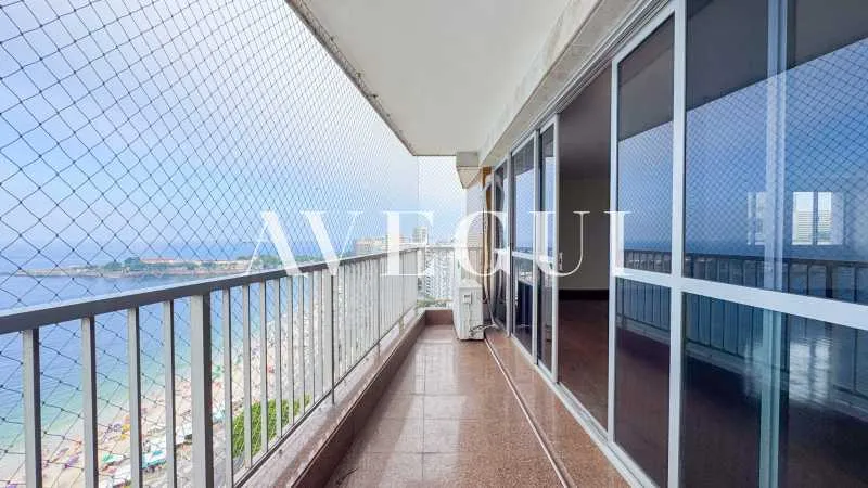 Unfurnished apartment with 4 bedrooms and floor-to-ceiling windows — photo 8
