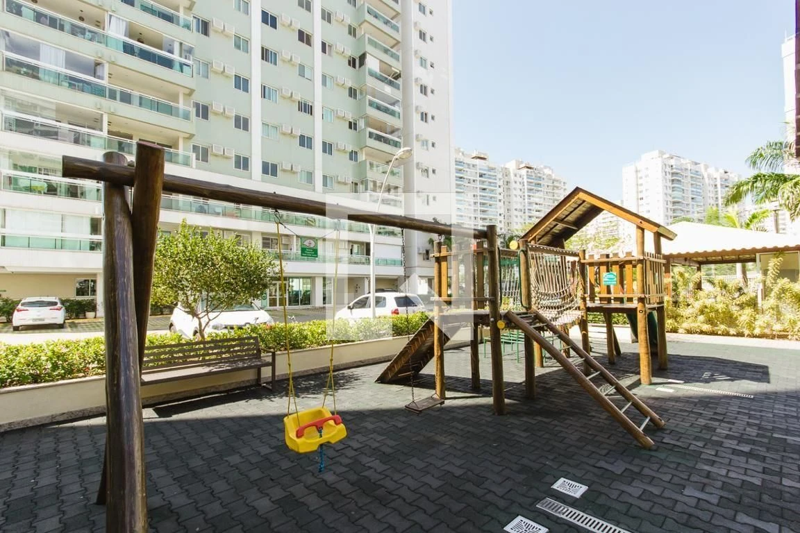 3-bedroom apartment with a mountain view — photo 10