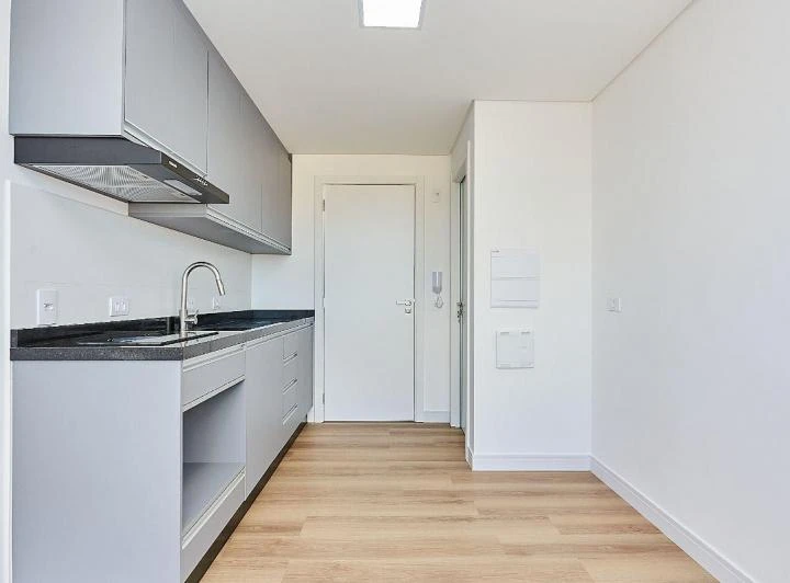 Квартира 28 м² з 1 спальнею та обладнаною кухнею — photo 2