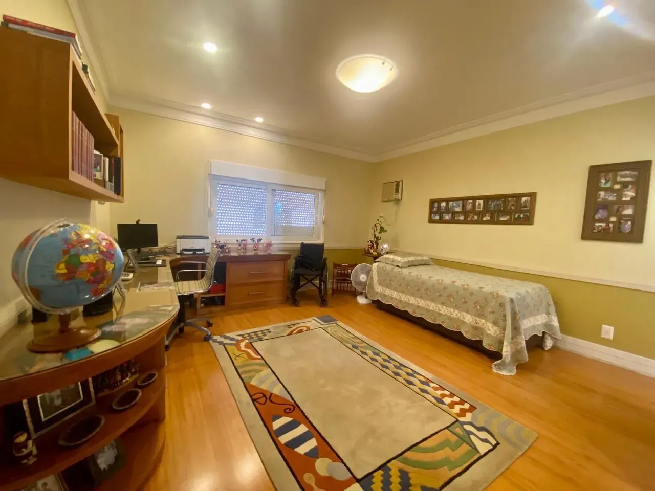 Furnished house with 4 bedrooms and 4 bathrooms — photo 22
