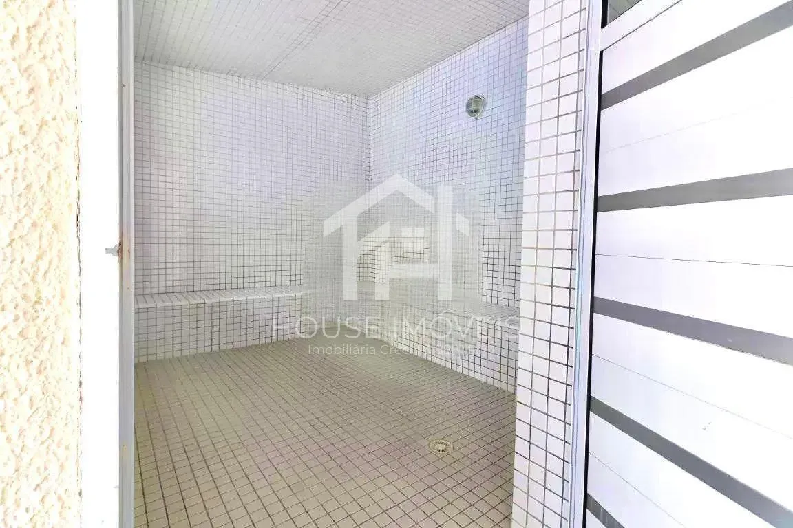 Furnished 2-bedroom apartment with balcony and 2 bathrooms — photo 37