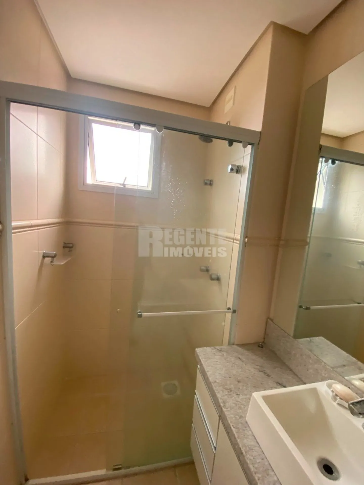 Apartamento amueblado de 3 dormitorios con jardín y BBQ — photo 20