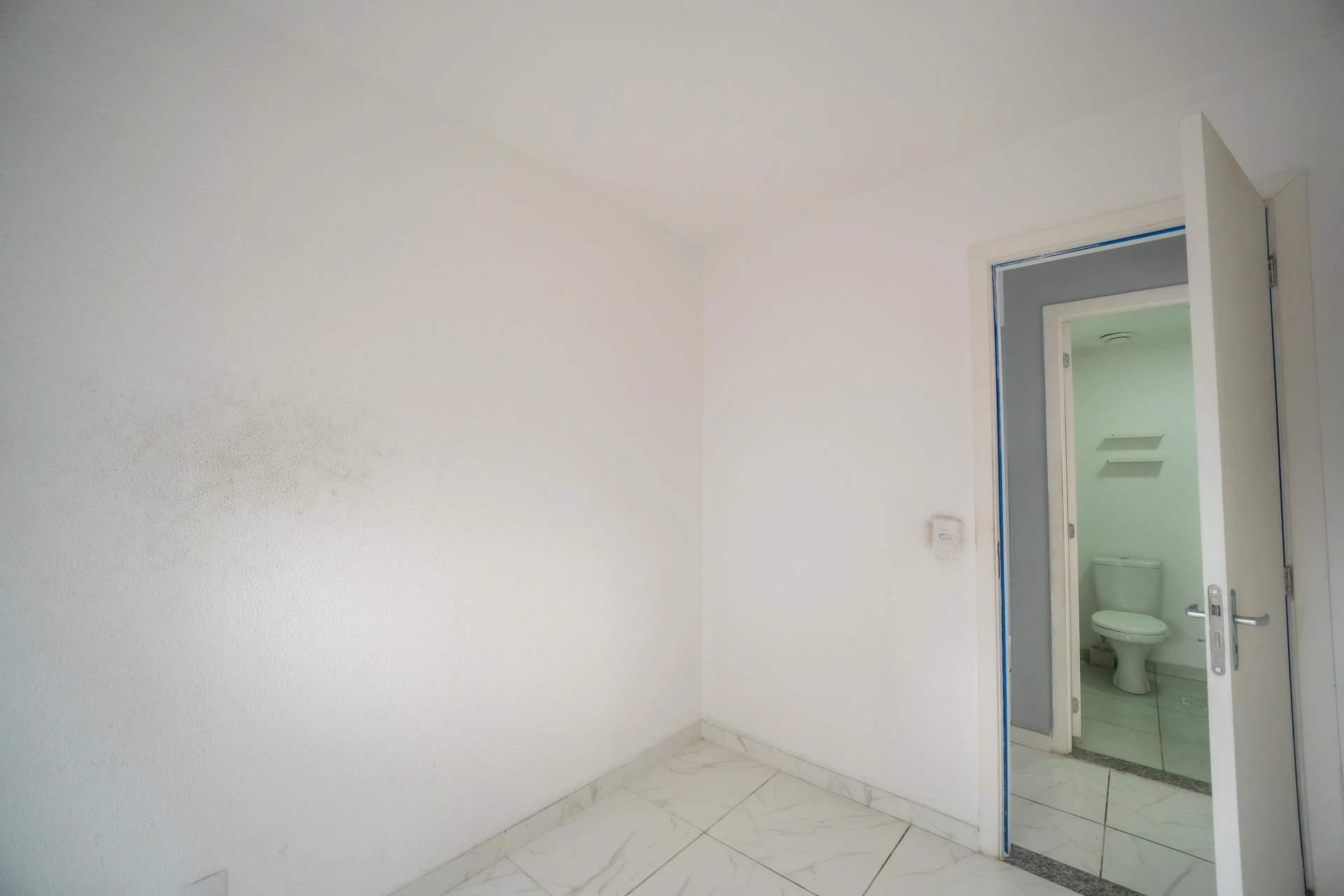 2-bedroom apartment with 1 bathroom and 1 parking spot — photo 15