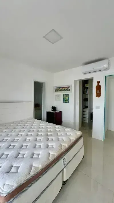 Casa com 5 suítes e piscina externa no condomínio — photo 26