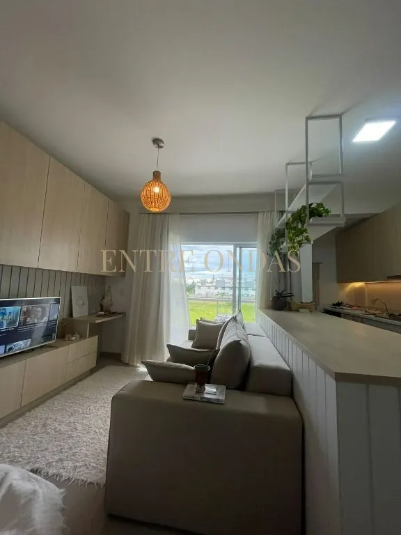 Furnished studio, 41 m², with a home office — photo 2