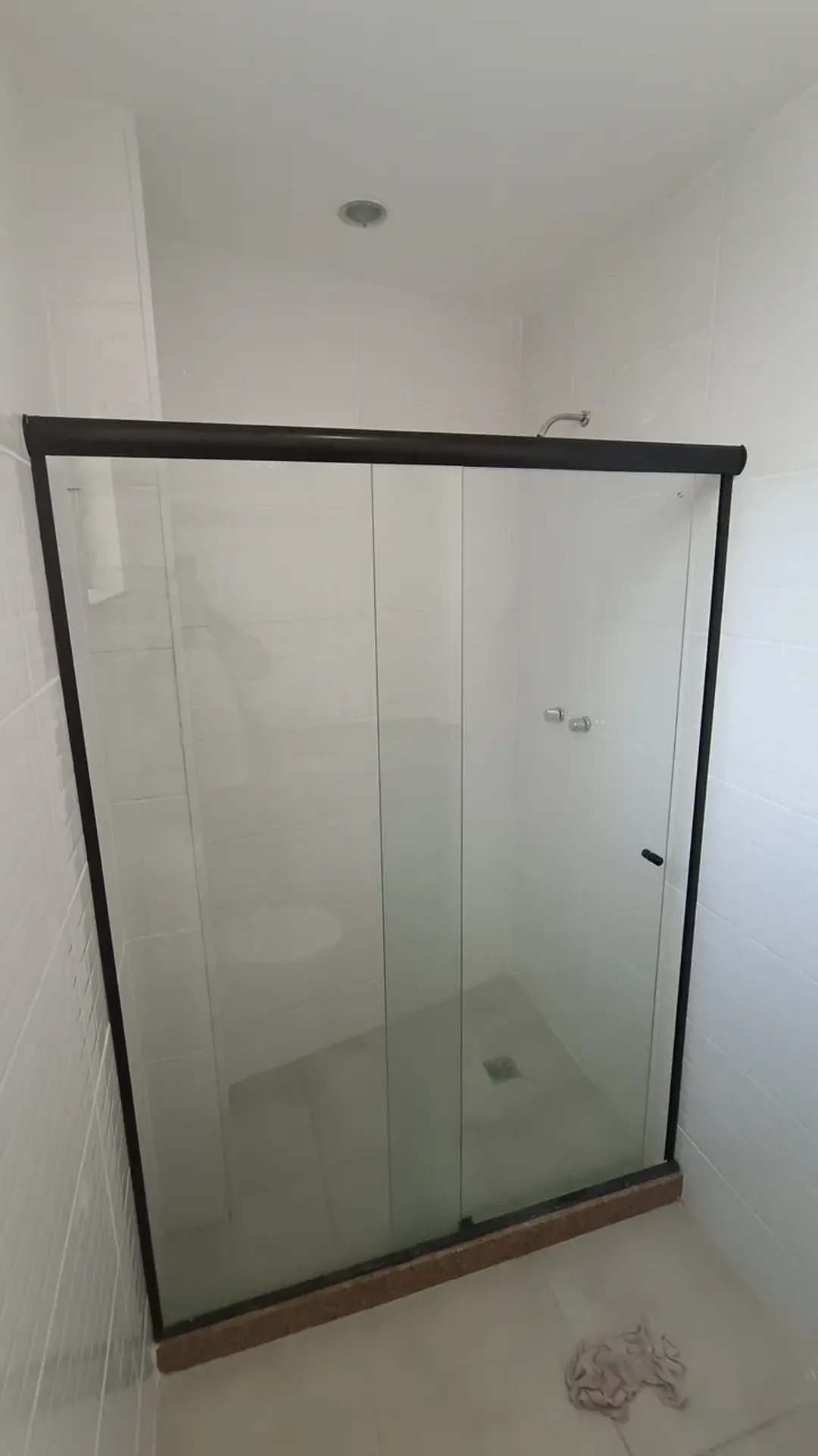 Apartment on the 6th floor with a glass-enclosed balcony — photo 12