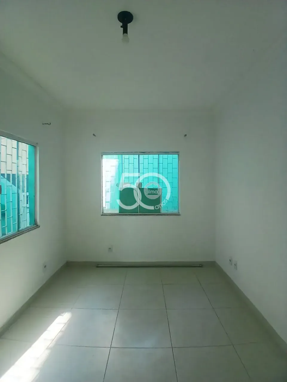 Apartment with 2 bedrooms, balcony and 1 bathroom — photo 7