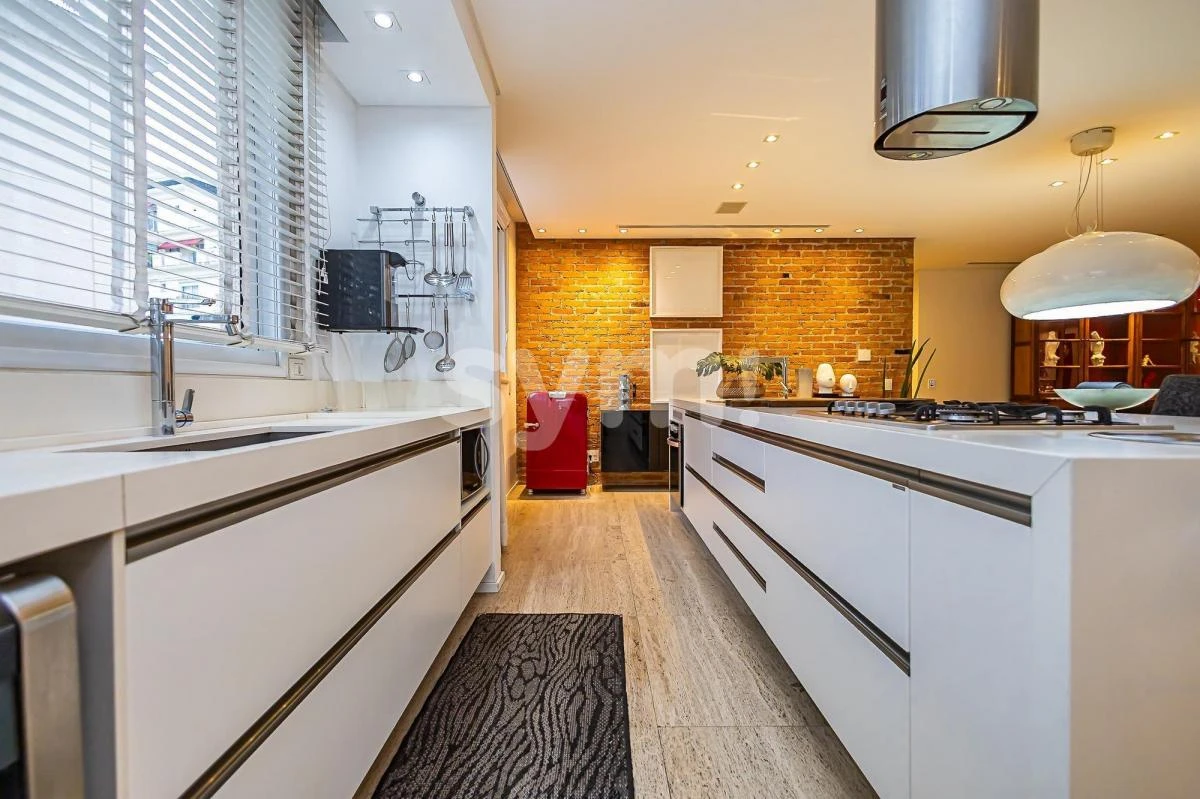 392 m² furnished apartment with 3 bedrooms and 5 baths — photo 34