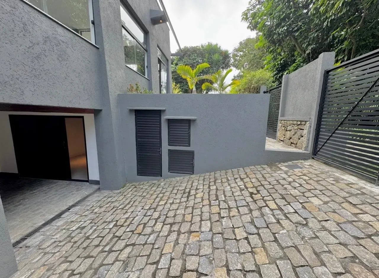 Casa com 5 quartos e 5 banheiros — photo 22