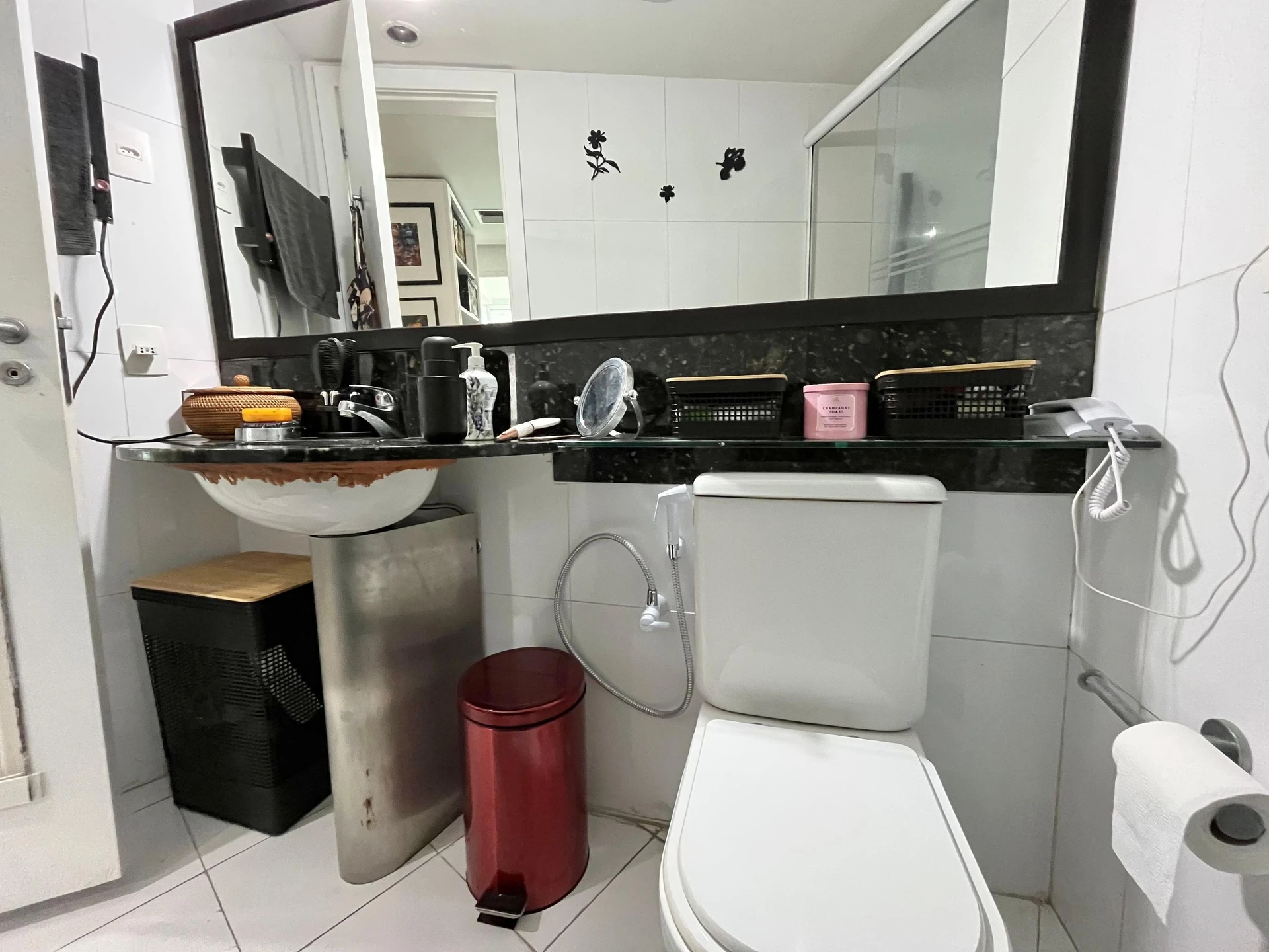 Furnished studio, 48 m², with a water view — photo 16