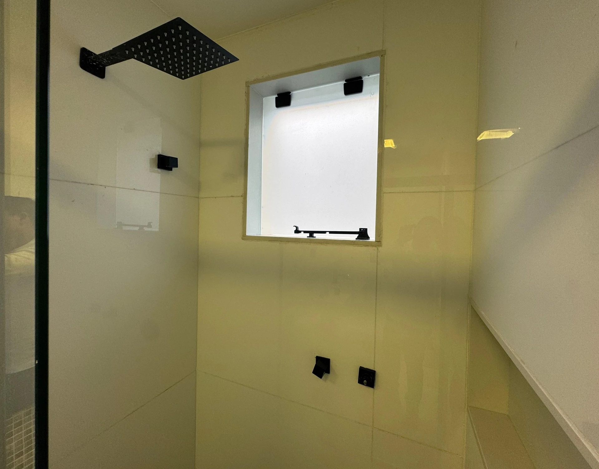 Будинок 280 м² із заскленим балконом та панорамними вікнами — photo 64