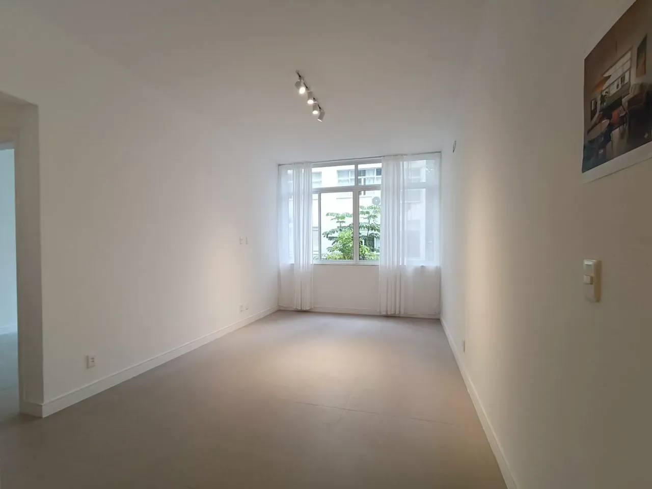 3-bedroom apartment with a walk-in closet in Rio de Janeiro — photo 4