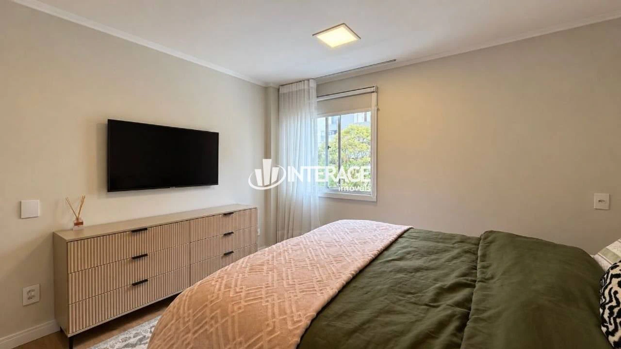 2-bedroom apartment with a private pool in Curitiba — photo 3