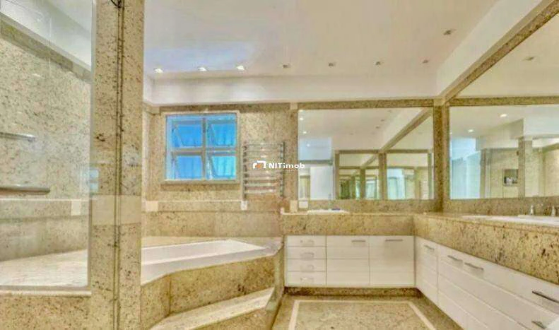 Unfurnished 6-bedroom house with 950 m² — photo 26