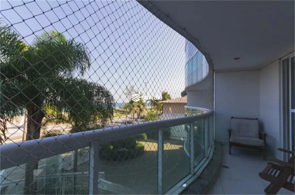 Apartment with 2 bedrooms and enclosed glass balcony — photo 6