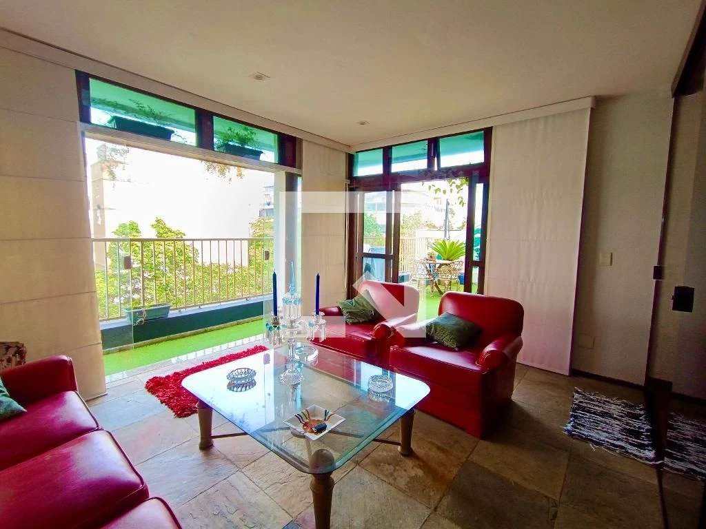 Furnished 2-bedroom apartment with private balcony BBQ — photo 16