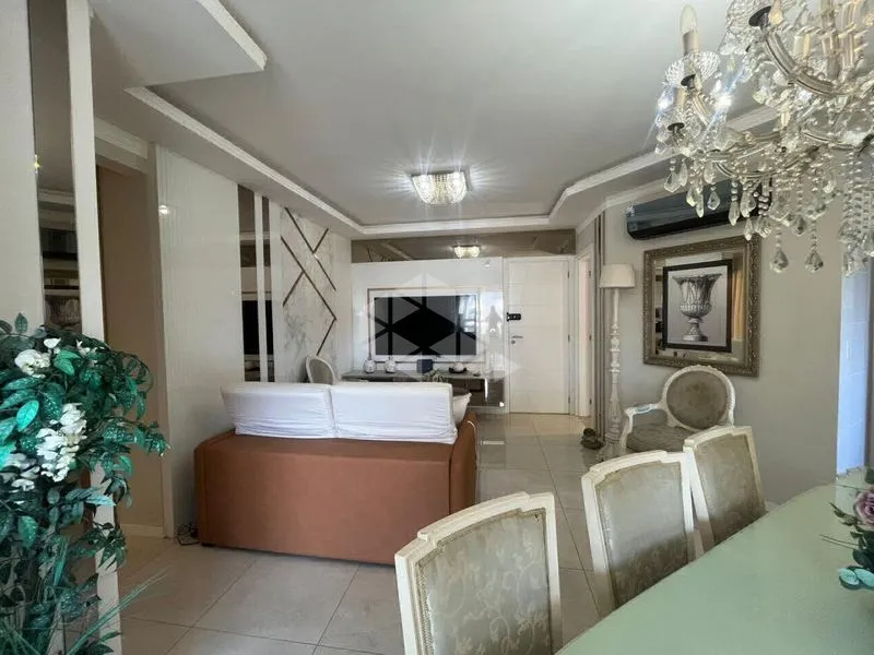 Furnished apartment, 100 m², with a glass-enclosed balcony — photo 10