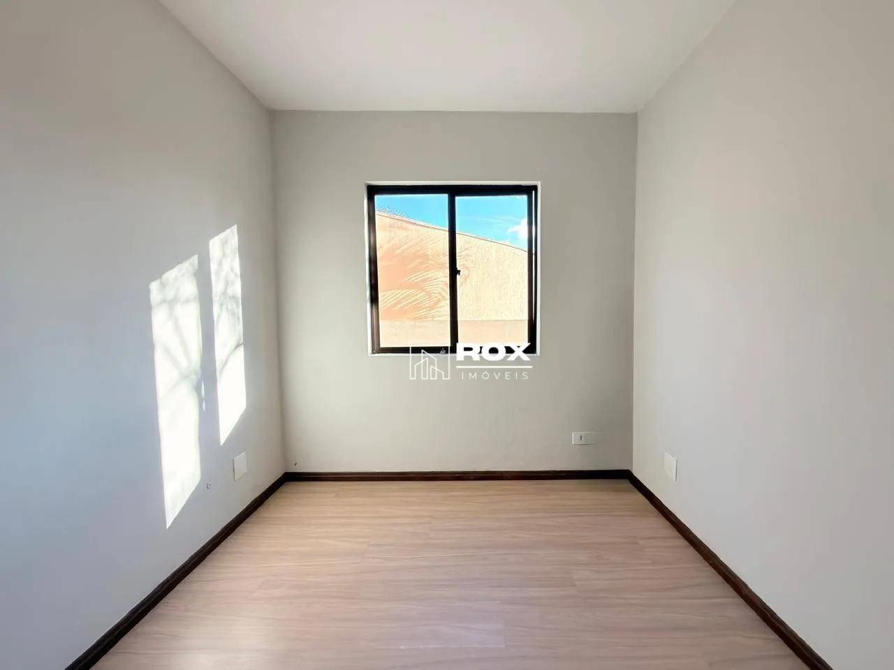 Garden apartment with 3 bedrooms and 1 en-suite — photo 10