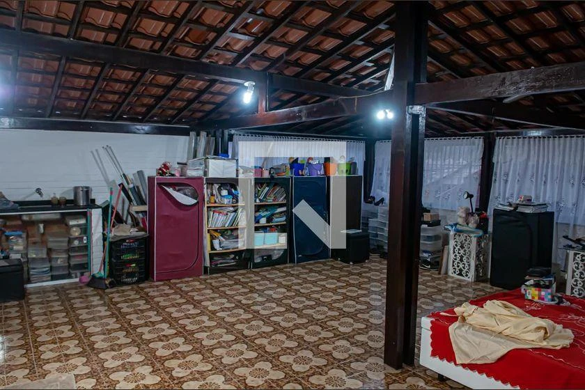 Furnished house with 3 bedrooms and 300 m², balcony — photo 29
