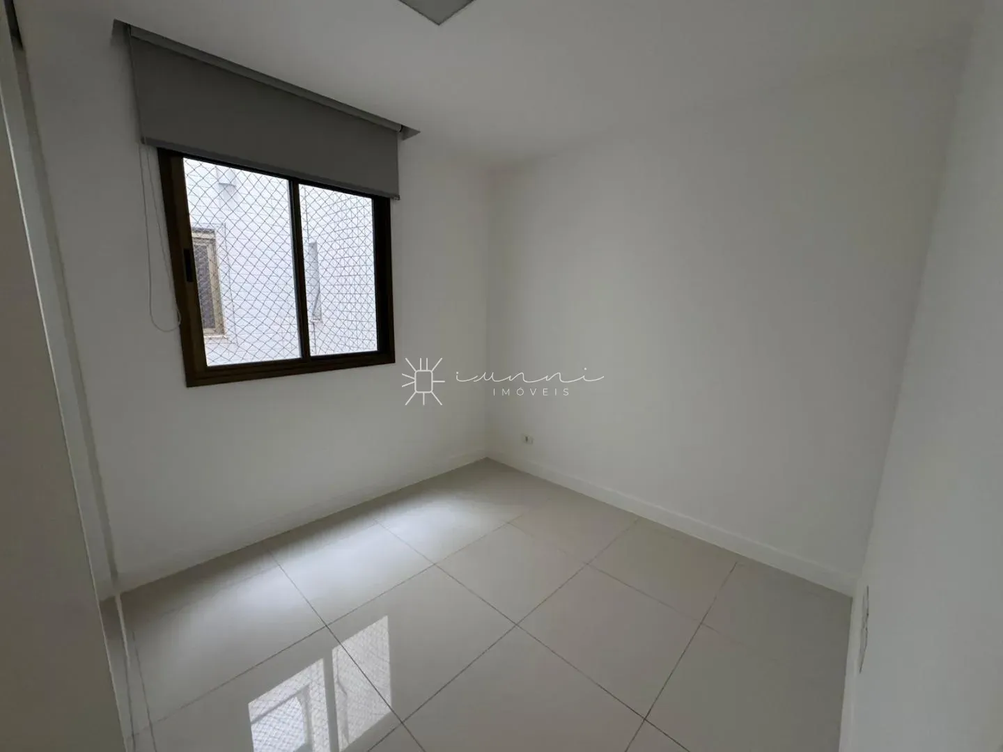 Apartamento com 4 quartos e 5 banheiros com terraço — photo 28