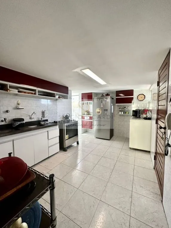 Пральна машина та 3 спальні: квартира 195 м² — photo 14