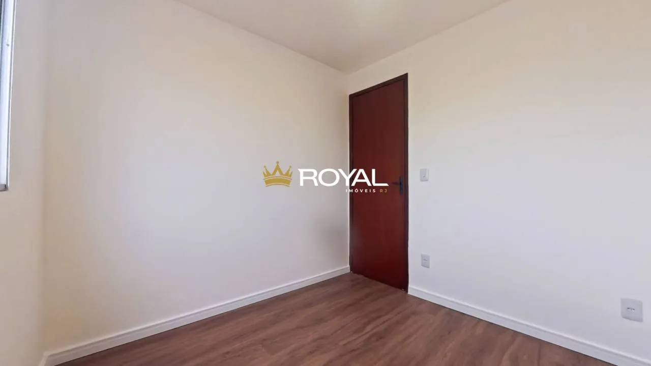 Apartment, 76 m², with wood or laminate floors — photo 35