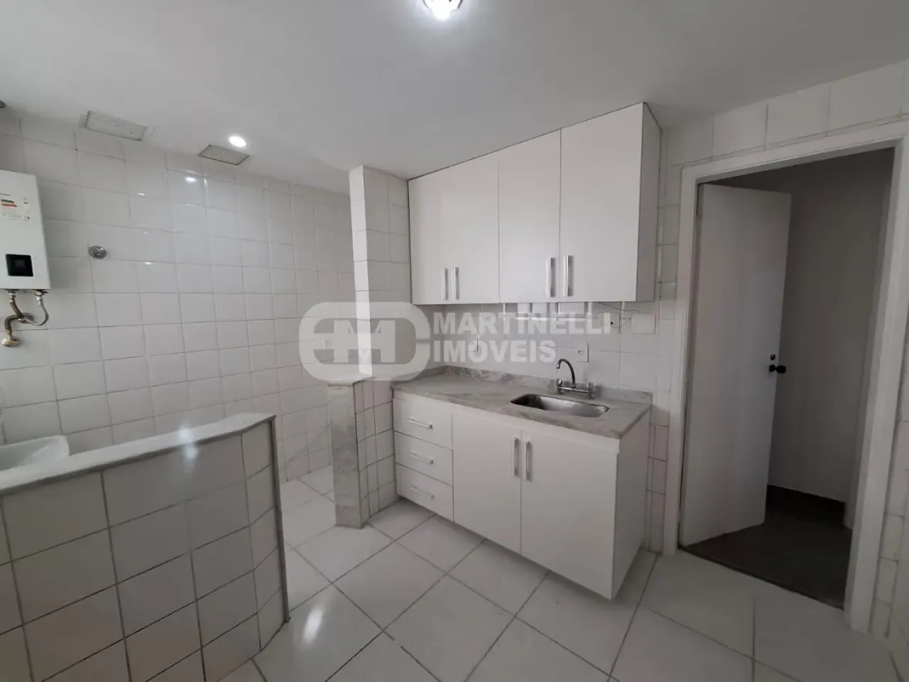 Apartamento de 3 quartos em condomínio com piscina — photo 3