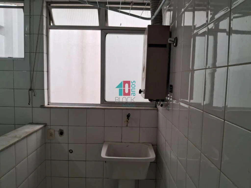 Apartamento com 3 quartos e piscina no condomínio — photo 22
