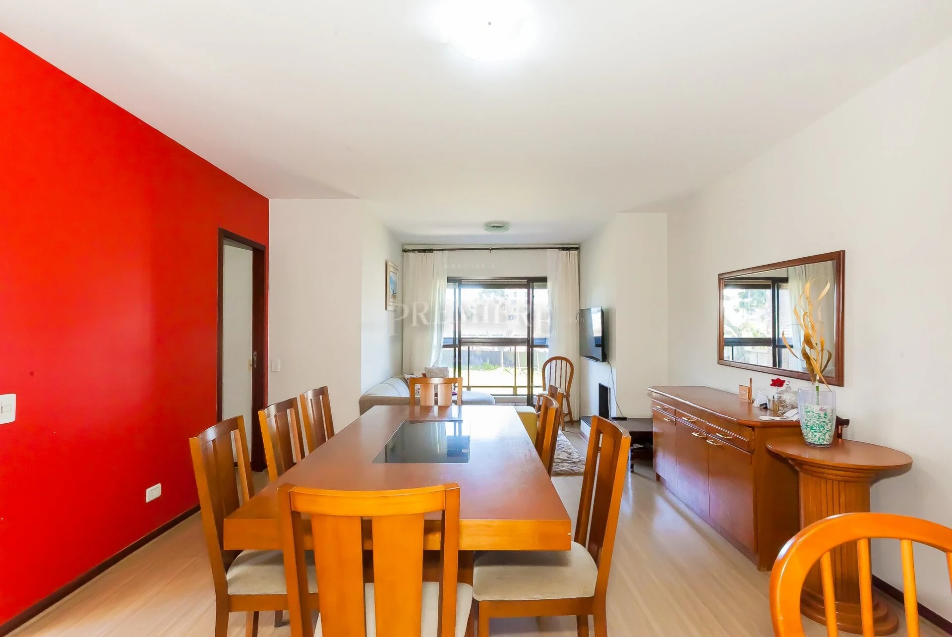 3-bedroom apartment with en-suite and private balcony — photo 4