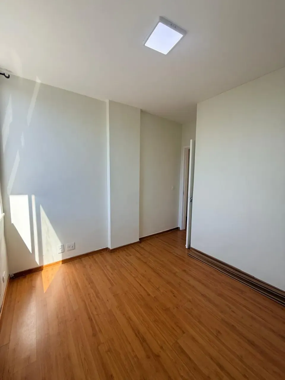 2-bedroom apartment with balcony and 2 bathrooms — photo 11