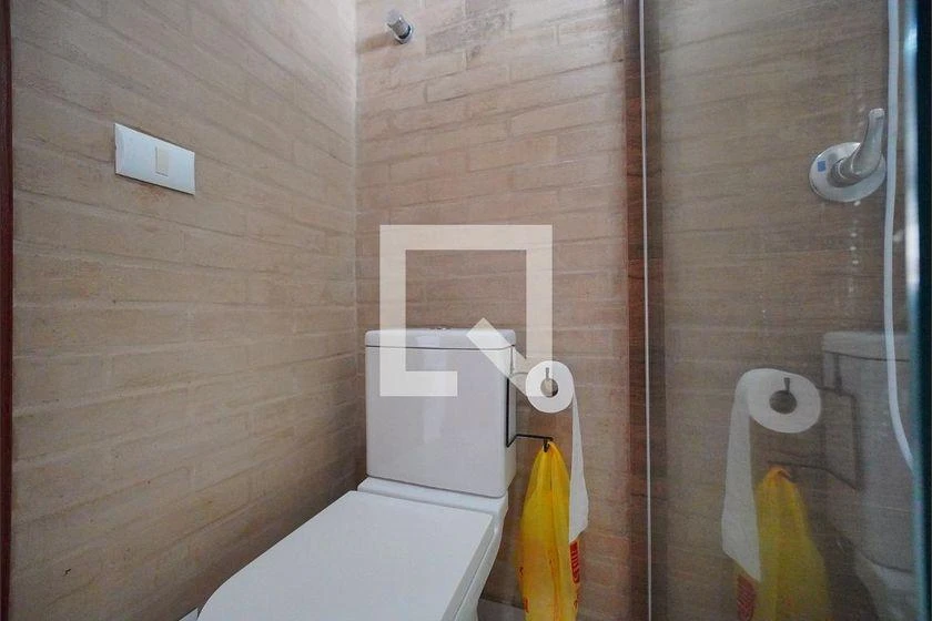 Rental house with 2 bedrooms, 425 m² and a balcony — photo 27